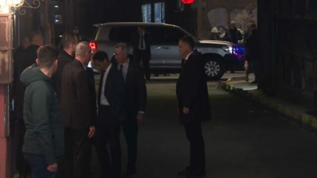 1700417128-stol5-750x422