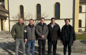 Na kahvi sa Župnikom u Prijedoru