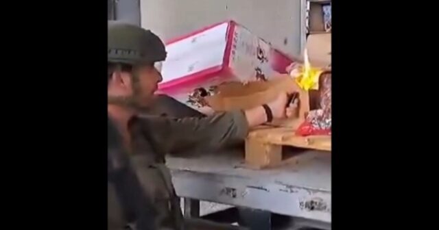 21aaf03b66f3f84682fc82c79385de41