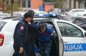 Prijedorčanin prijeteći pištoljem opljačkao apoteku u Banjaluci