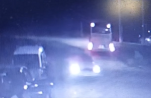 Ukrao autobus u Omarskoj, udario u stub rasvjete, pa ga ostavio na livadi