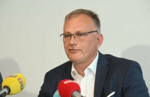 Trivić: Odluka Vlade o minimalnoj plati je neodgovorna