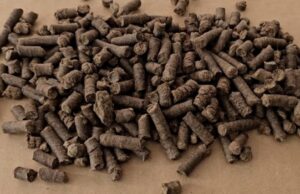 Njemac zacijenio mašinu, pa je Kozarčanin sam napravio: Proizvodi gnojivo od ovčije vune