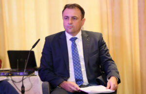 Rast minimalne plate nerealan, uništiće ekonomiju