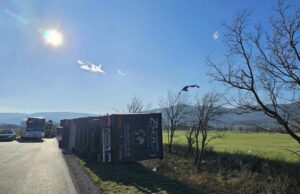 Slovenija: Snažna oluja prevrnula nekoliko kamiona