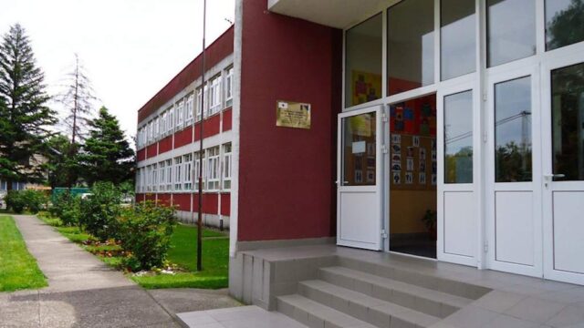 sud-u-bijeljini-presudio-u-korist-roditelja-iz-janje-maternji-jezik-je-bosanski-jezik56534