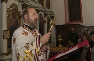 U hramu Svete Trojice služena Božićna liturgija