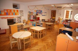 Banja Luka: Roditelji gube strpljenje, ne znaju šta će sa djecom ako se vrtići zatvore