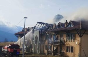 Požar u Bosanskom Petrovcu: Dvadeset korisnika ostalo bez krova nad glavom