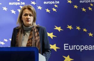 Ublaženi uvjeti: Eichhorst stigla u BiH, kaže da za “zeleno svjetlo” trebaju tri zakona i saradnja s Frontexom