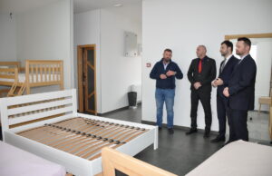 Ministar Egić boravio u Prijedoru, obišao firmu Masterwood