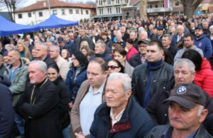 Dodik kontra protesta: U Loparama će morati da se proizvodi ruda