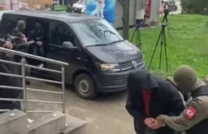 Uhapšena tri policajca: Bit će suspendovani