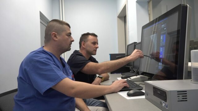 doktori-u-angio-sali-1024x576