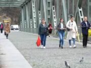 Preko granice po kruh, mlijeko, brašno… Bh. građani u komšiluku uštede i do 40 posto