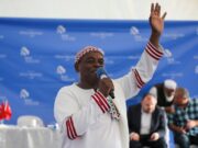 Svećenik zajedno sa 1.500 članova zajednice prešao na Islam