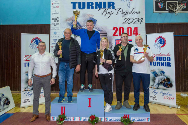 IMG-84b428099baf3d85fdb0a35d160a579c-V-1536x1025