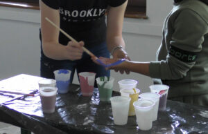 Holandski učenici posjećuju škole u Sanskom Mostu