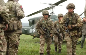 Stižu rezervne snage EUFORA sa oklopnjacima i helikopterima