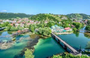 Nasmrt izbo komšiju