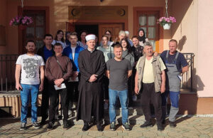 Iz Fonda “INVESTIRAJ U ZNANJE” podijeljene stipendije prijedorskim studentima