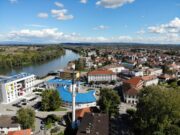 Teško povrijeđen pješak u Dubici