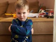 Kako se izboriti sa inatom trogodišnjaka: Dozvolite malo samostalnosti