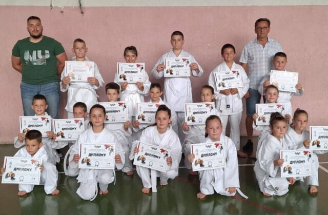 IMG-e4bb7e51bb4c9c039b1ffa4675cb93e3-V-1536x1005