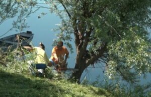 Nastavljena akcija uređenja obale rijeke Sane
