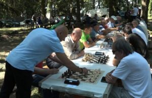 Otvoren šahovski turnir u Velikom Palančištu