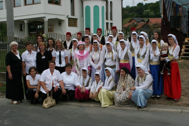 Bosansko kulturno umjetničko društvo Kozara Bosansko kulturno umjetničko društvo Kozara