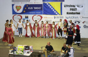 Noć igre i pjesme na Hambarinama