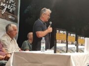 Monografija o historiji grada na sedam rijeka