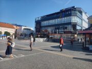 Sunčano uz malu do umjerenu oblačnost