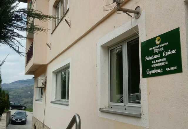 res_1722973963_direktor-iz-snsd-napravio-milionski-minus-pa-nagraden-kandidaturom-za-nacelnika