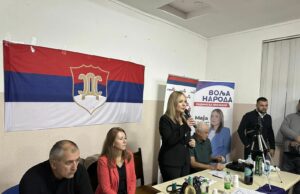 PREPUNA SALA DRUŠTVENOG DOMA Dragojević Stojić dobila veliku podršku mještana Tukova (FOTO)