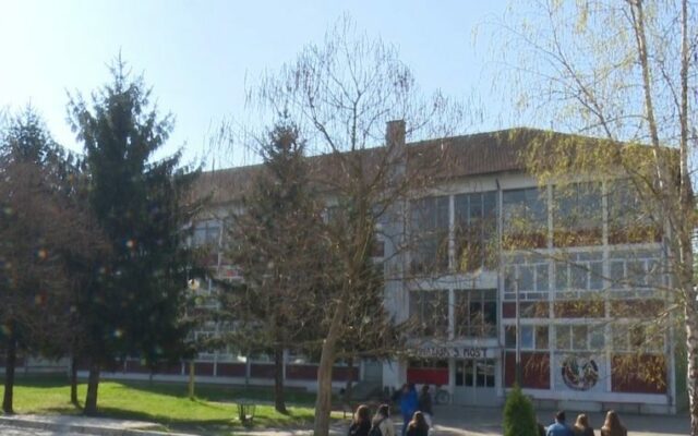 gimnazija-1-1024x576-1-e1598011149628