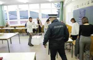 Građani biraju 3.200 odbornika i 143 (grado)načelnika, incidenti na biralištima