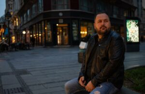 Prijedorčanin Mišo Banjac objavio “Voli me do boli”, Aleksandar Sofronijević ga proglasio nasljednikom Džinovića i Bešlića