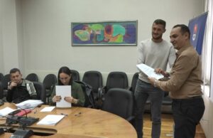 Prijedorski poljoprivrednici potpisali ugovore sa lokalnom zajednicom o zakupu državnog zemljišta