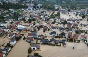 Apokaliptične scene u nekim bh gradovima: Voda ušla u kuće, odsječeni od svijet