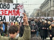 Cijela Srbija na nogama: Protestna šetnja “Zastani, Srbijo”
