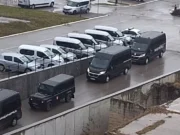 Zaključana zgrada Vlade Vojvodine, zaposleni ne mogu izaći: Policija ušla u zgradu Vojvođanske televizije