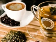 Kutija čaja 2, šalica u kafićima 3 KM