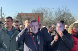 Počelo suđenje Dodiku, stigli i pripadnici specijalne policije