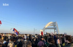 Hiljade građana učestvuje u blokadi tri mosta u Srbiji