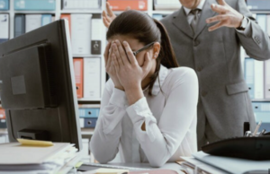 “Ko prijavi nasilje na radnom mjestu, doživi još gore maltretiranje”: Uznemirujuća iskustva žena u BiH