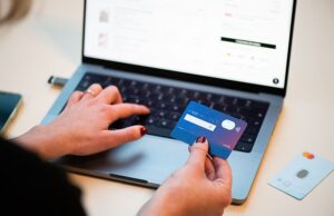 Iz Bosne u svijet otišlo 11 miliona eura na online kupovinu