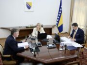 Komšić i Bećirović “srušili” budžet BiH: Državnim parama bi da ruše državu