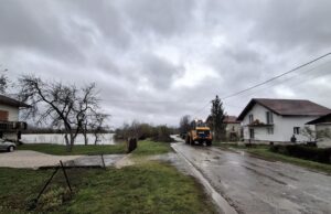 U Gomjenici poplavljeno preko 100 domaćinstava, u Raškovcu i Brezičanima po 30